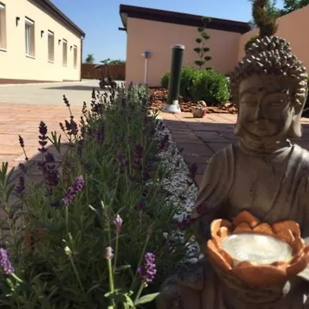 Levendula Vendeghaz Pensionat Győr